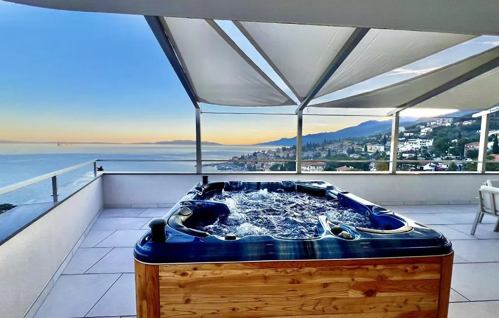 Beautiful Villa Palazzo Blue - Opatija 0*,